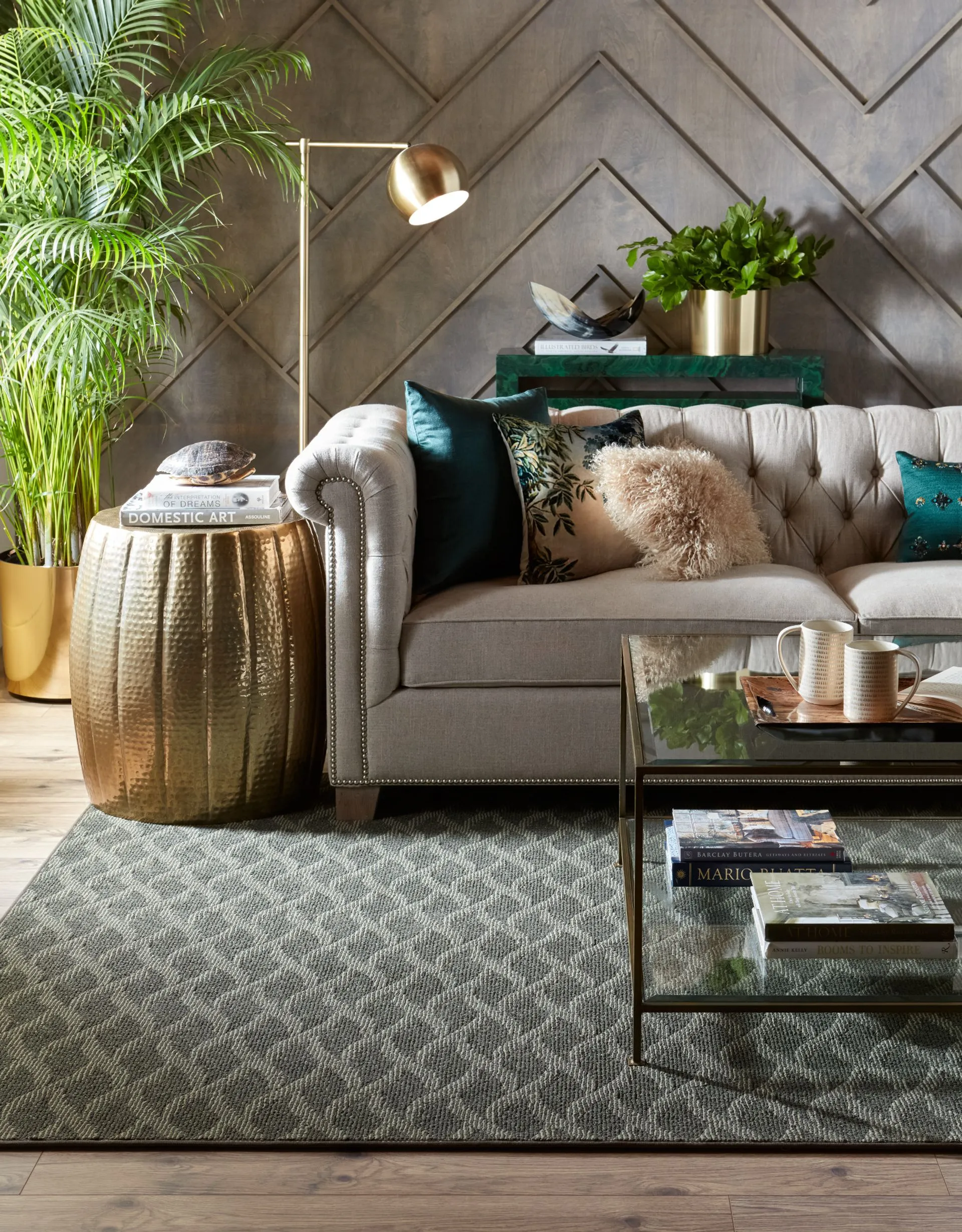 GoldCoast-SL381-01014-ParadiseBrown-Essence-E9360-00300-Lush-V