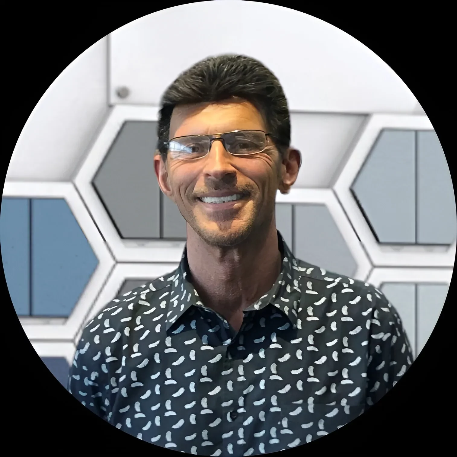 imgi_5_Headshot_Joe_Oakbrook